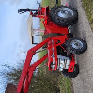 MF 135